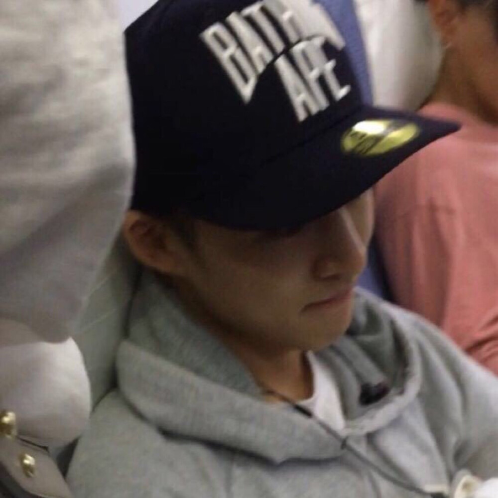 iKON. B.I 김한빈 cr.stillalive1022