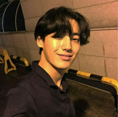 韩国模特shon min ho 孙敏豪 曾出演少女时代成员Tiffany MV heartbreak hotel 男主 Urban Zakapa MV搭档李晟京❤