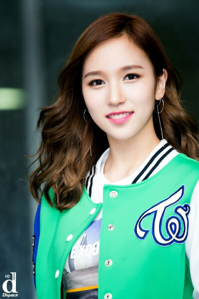 Twice 名井南mina