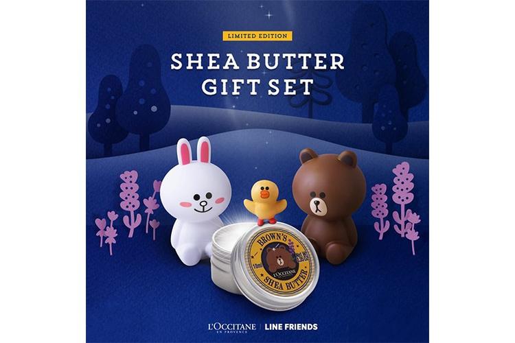 日本的 Line Friends 再度与欧舒丹联手推出限定款礼盒套装。欧舒丹经典产品 Shea Butter 换上了以星空为主题的深蓝色 Line Friends 卡通人物包装。