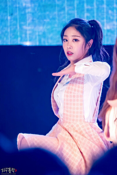 Lovelyz 徐智秀