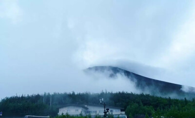 富士山起雾~