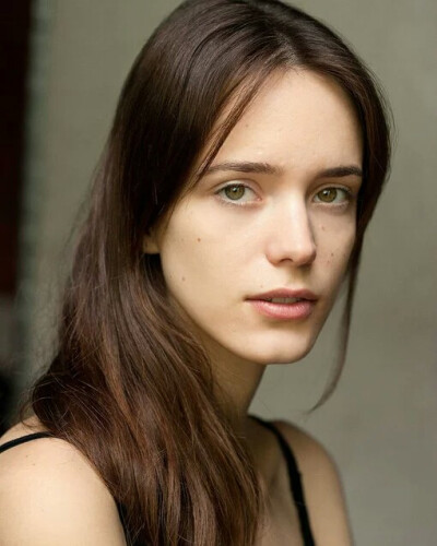 斯塔西·马汀 Stacy Martin