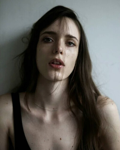 斯塔西·马汀 Stacy Martin