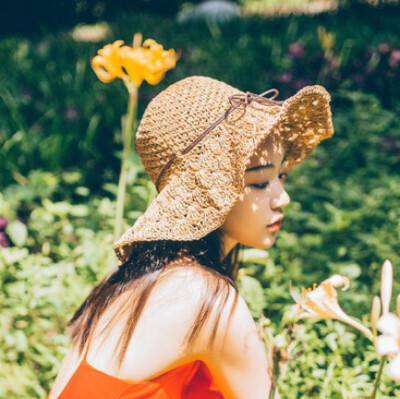 你是午夜误点的乘客 而他偏偏也选了这班车
沈青以 ♡ 女头～
森系 ♡ 清新 ♡ 文艺