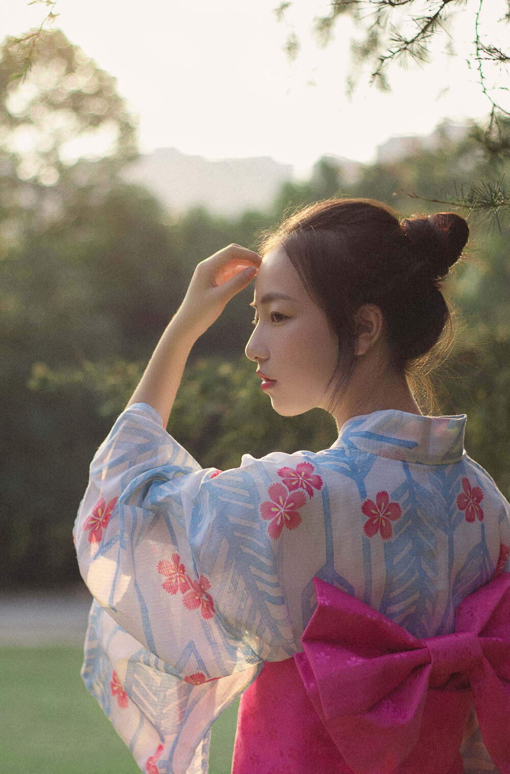 出境：月关
摄影/后期：柴灼