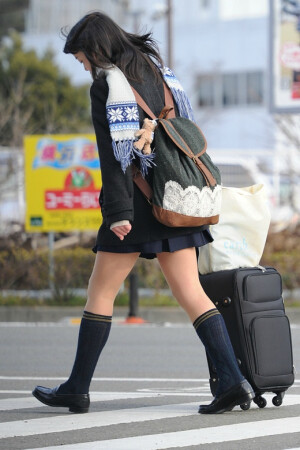 搬运    jk制服   日本摄影师 见水印  通学路上的jk