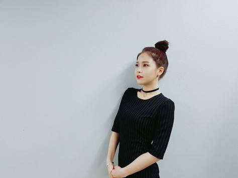 MAMAMOO 김용선 (Kim Yong Sun) 颂乐 Solar 金容仙