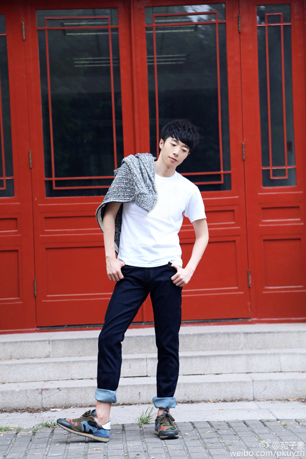 男生头像苑子豪