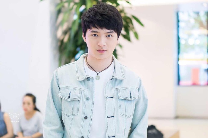 #KristPerawat##1018KristtpsPerawat生日快乐# 公告：Krist的十月十五日生日捐赠活动，地址：banthanyaporn klong5, pathumtani（巴吞）只有150名幸运粉丝可以参与此次活动。更多信息请期待明日公告。P.S.此次活动是免费的。@KristtpsPerawat @KristPerawat_ChinaFC @KissKrist中国后援会