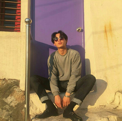 韩国模特shon min ho 孙敏豪 曾出演少女时代成员Tiffany MV heartbreak hotel 男主 Urban Zakapa MV搭档李晟京❤