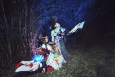 #阴阳师手游##极乐净土##cos#【该来的总是会来的！】【和阴阳师一起去极乐世界吧！】
【拍片的时候突然想到可以录舞，所以也没复习临时跳的，非常热衣服也会阻碍很多动作，有错误希望大家见谅~】
B站链接：http://ww…