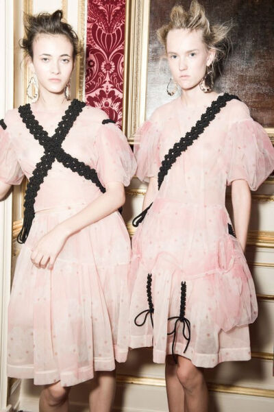 simone rocha's pretty in pink spring/summer 16 | read | i-D