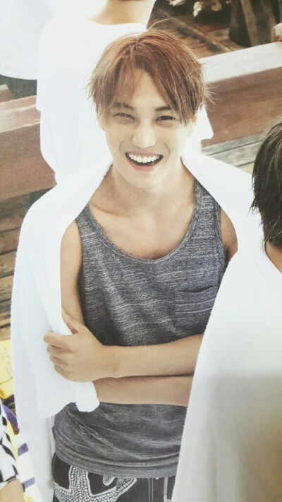 金钟仁 KAI 微博搬运 cr：logo