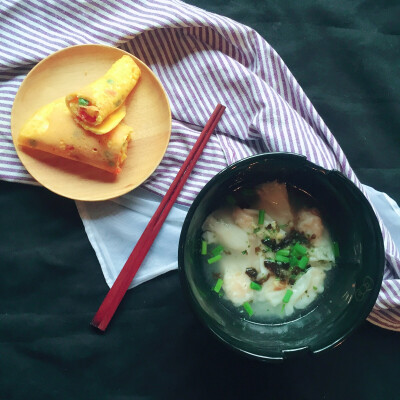 鸡蛋卷+馄饨