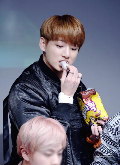 【@headlinerjk 】161017 新村签名会 更新饭拍