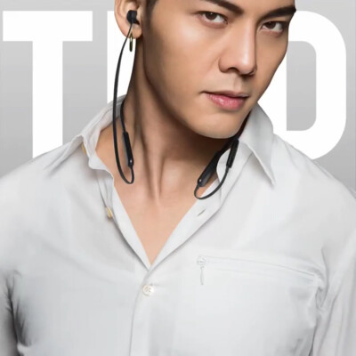 【陈伟霆】【cwt】【陈等等】 Beats By Dre 官方Instagram Got No Strings 单人宣传视频 截图 900 x 899 px 