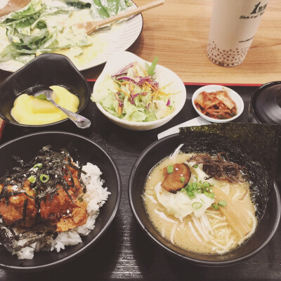 鸡丼拉面套餐——本川家拉面