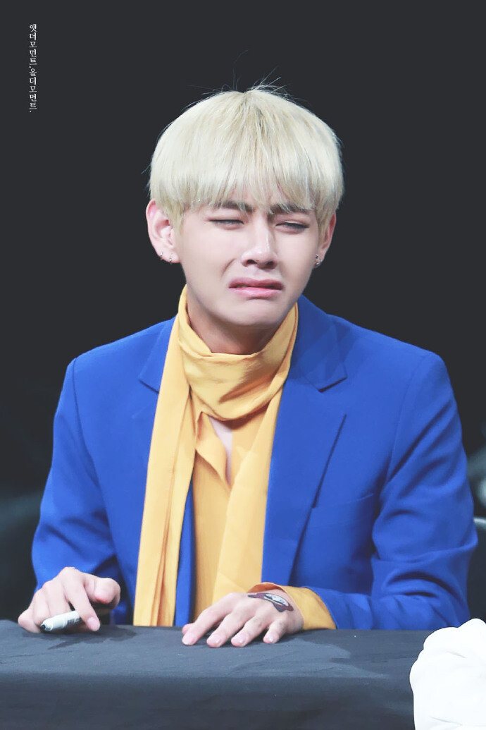 161016 #金泰亨##v##防弹少年团##taehyungsmoment# @bts_official