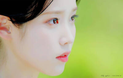 #步步惊心：丽# #iu#饭制截修图】眼睛里满满都是戏[可怜]【cr:IUmemory0516 