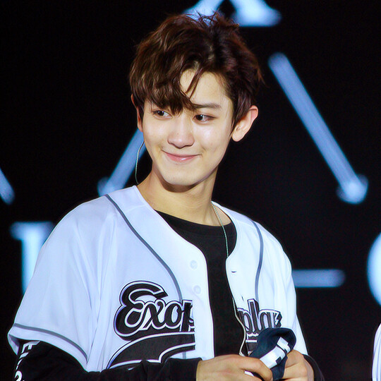 E X O 朴灿烈，图源汤不热