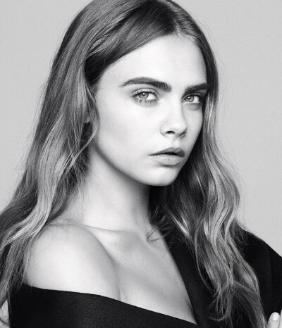 卡拉 卡抽 Cara Delevingne