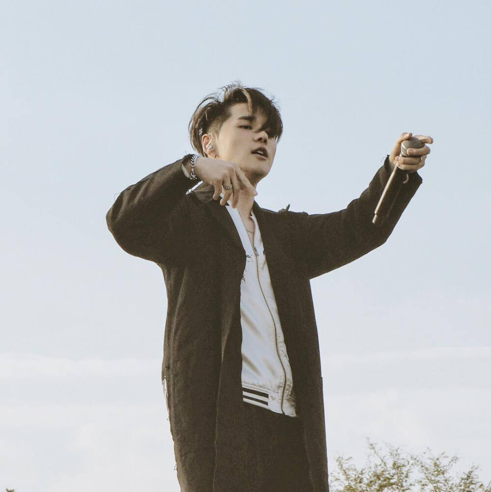 pstc禁293dean韩国新晋rb男歌手同时也是作曲家唱片制作人