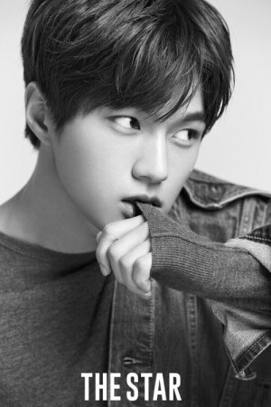 金明洙♡融化世界的微笑。