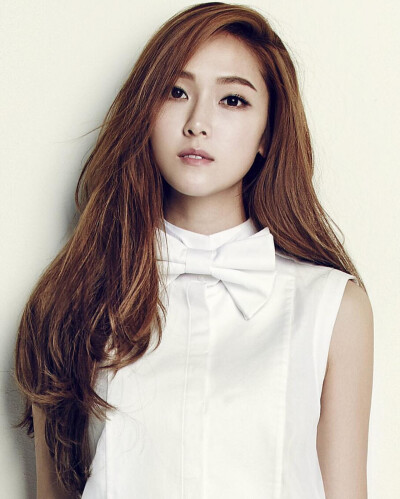 郑秀妍Ｊｅｓｓｉｃａ，图源汤不热