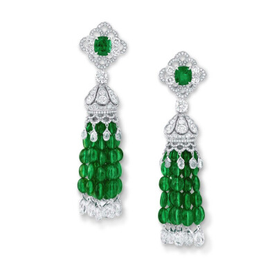 祖母绿被称为绿宝石之王，是五月的诞生石，在国际珠宝界被公认为名贵宝石之一。因其特有的绿色和独特的魅力，以及神奇的传说，古今中外，一直是人们竞相追逐的对象。哥伦比亚出产的祖母绿，以其颜色佳、质地好、产量…