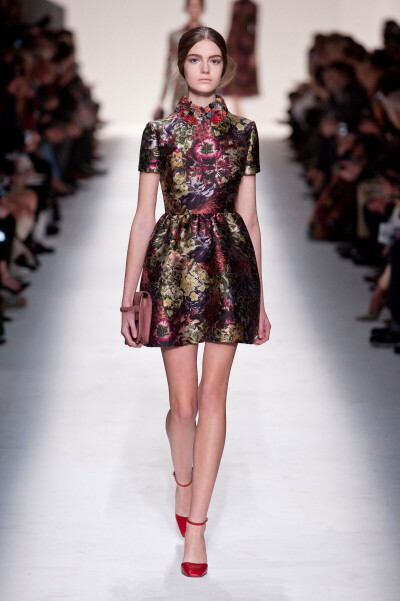 Valentino- Fall 2014 ready to wear collection