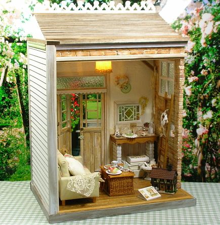 Fate's smile dollhouse