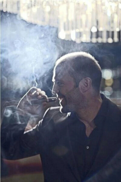 Jason Statham。