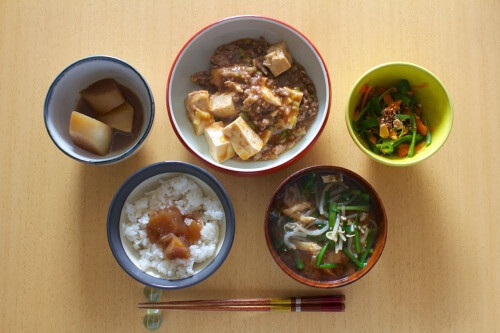 一人食 美食 午餐 三时三餐 美味 yammy 厨房 下厨房 晚餐 好吃 小吃 食物 饕餮 食谱 菜单 菜谱 摆盘 餐具 做菜 做饭