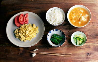 一人食 美食 午餐 三时三餐 美味 yammy 厨房 下厨房 晚餐 好吃 小吃 食物 饕餮 食谱 菜单 菜谱 摆盘 餐具 做菜 做饭