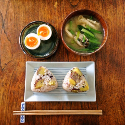 一人食 美食 午餐 三时三餐 美味 yammy 厨房 下厨房 晚餐 好吃 小吃 食物 饕餮 食谱 菜单 菜谱 摆盘 餐具 做菜 做饭