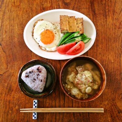 一人食 美食 午餐 三时三餐 美味 yammy 厨房 下厨房 晚餐 好吃 小吃 食物 饕餮 食谱 菜单 菜谱 摆盘 餐具 做菜 做饭