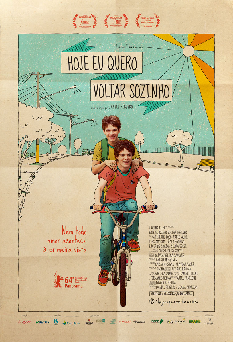 爱，简单 Hoje Eu Quero Voltar Sozinho (2014) ★★★★★
《爱，简单》改编自巴西导演丹尼尔·里贝罗自编自导的短片《爱，牵手》，依旧是清新的风格，依旧是纯净的故事，从17分钟扩展到95分钟，电影水准没变低，只是味道变淡了，即使加了点调味剂，仍比不上原作美味，不过也称得上可口，那种简单的牵手之爱就足以融化人心。 