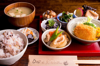 一人食 美食 午餐 三时三餐 美味 yammy 厨房 下厨房 晚餐 好吃 小吃 食物 饕餮 食谱 菜单 菜谱 摆盘 餐具 做菜 做饭