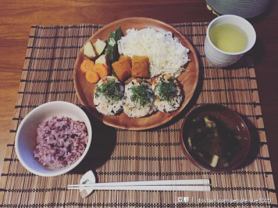 一人食 美食 午餐 三时三餐 美味 yammy 厨房 下厨房 晚餐 好吃 小吃 食物 饕餮 食谱 菜单 菜谱 摆盘 餐具 做菜 做饭