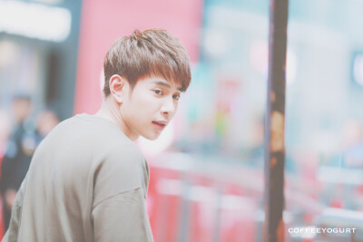 大宇 签售会 【饭拍】