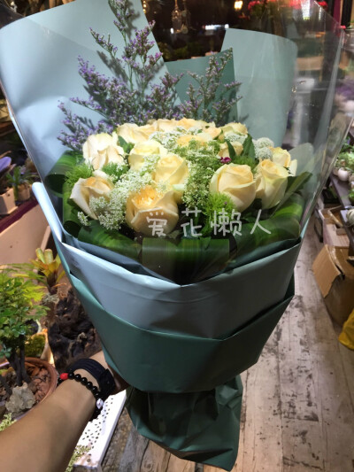 香槟混搭花束