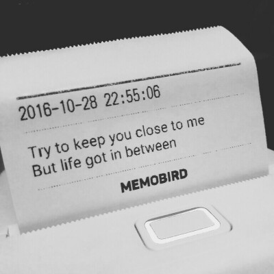 《Hold back the river》
Try to keep you close to me
But life got in between
咕咕机打印句子