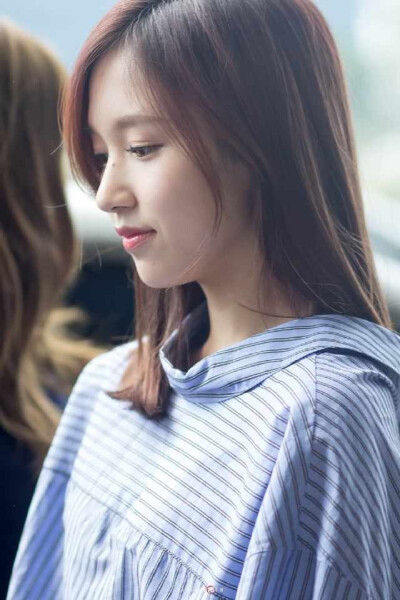 Twice组合 Mina 名井南