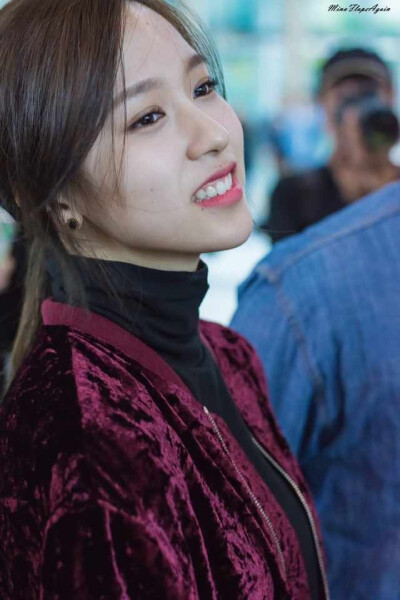 Twice组合 Mina 名井南