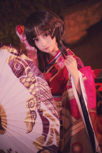 【cos】神乐要一直陪在晴明身边
神乐 cn: yui金鱼
摄影：卖煎饼的筱伊叫红玫瑰 化妆：yui金鱼 协力：天煞sdger 请叫我铃木sama