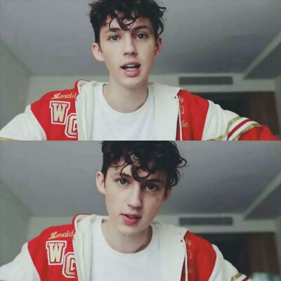 【Pics】TROYE SIVAN_Red 阳光大男孩~