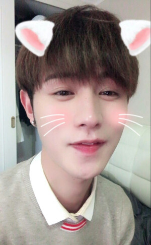 可爱的童锦程程
by辰小默