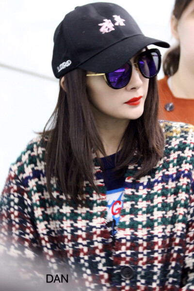 杨幂 壁纸/头像 原图cr水印