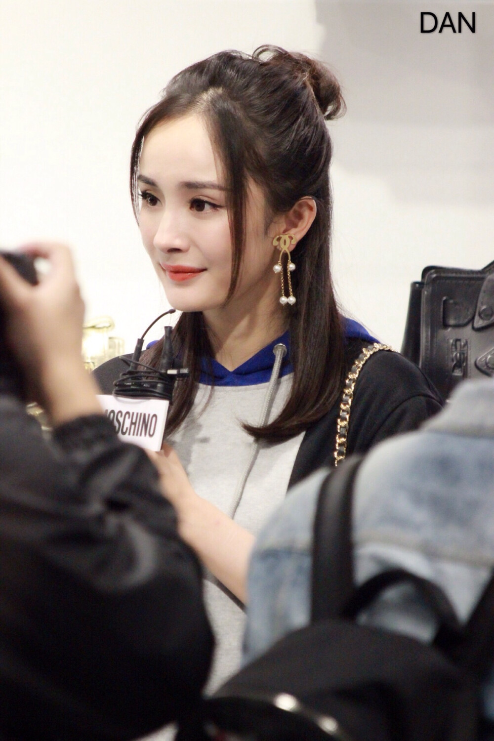 杨幂 壁纸/头像 原图cr水印